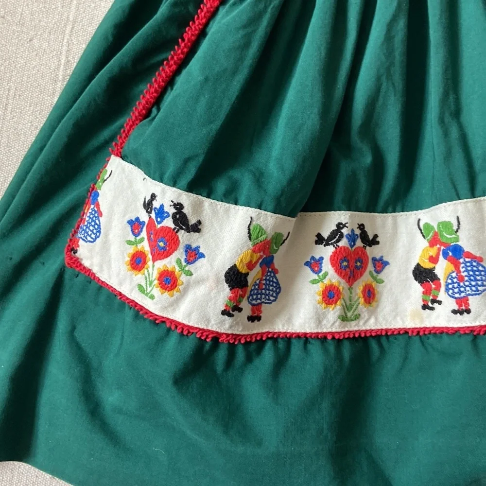 Vintage reposhing this